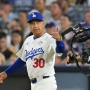 ド軍が手痛い流出…“戦力外”32歳が他球団へ移籍 番記者の嘆き「うまくいかなかった」