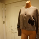 『irise(イリゼ)レース刺繍ショートカーディガン』の画像