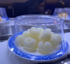 外国人「回転寿司で謎のフルーツが回ってたけどこれは何なの？」