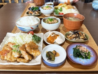 食べのみ処 くりや　【帯広市】