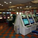 【福岡】「騒いでいてうるさかった」　ゲーセンで大学生に刃物突きつけた疑い　６０歳の男を現行犯逮捕
