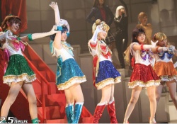【衝撃】井上×中田×梅澤×寺田×渡辺、全員が「乙女」の顔にwwwセラミュ男性役とハグwww