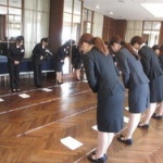 新卒で今研修中のホテルなんだがはや辞めたいｗｗｗ 	