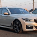 G11 BMW 750i �����ե⡼�ɤ����ä��㤦��