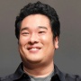 【なんで？】岡崎体育さんのライブチケット、1階席がダダ余りなのに2階席だけ売り切れに