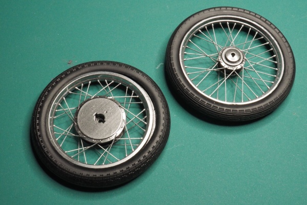 299の模型factory - 本郷猛のバイク SUZUKI GT380