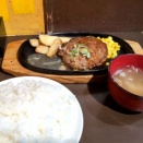 三浦のハンバーグ 御茶ノ水店「平日限定ランチ150gハンバーグ」美味いっすよ！ ライス大盛可コスパ良くオススメ