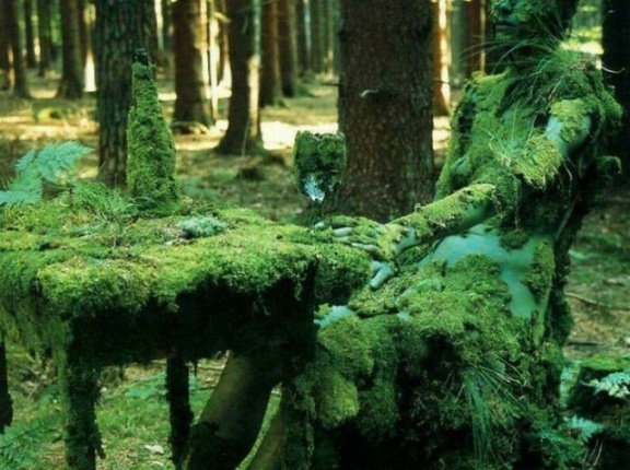 外国人「夜眠れなくなる不気味な画像を見せていくｗｗｗｗ」