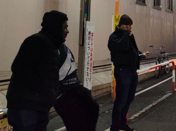 なぜ日本政府は悪質な黒人の客引きを撲滅しないの？　海外の反応。