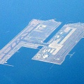 関西国際空港の第二滑走路（B滑走路）がオープンし、国内初の完全24時間空港になる