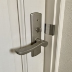 【閲覧推奨】トイレに閉じ込められた時の『脱出方法』がこれ