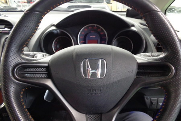 フィット ステアリングスイッチ後付 ナビ クルコン連動 Aqua日記