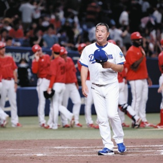 シュタイフ社・2005年限定「マリーアントワネット・テディベア