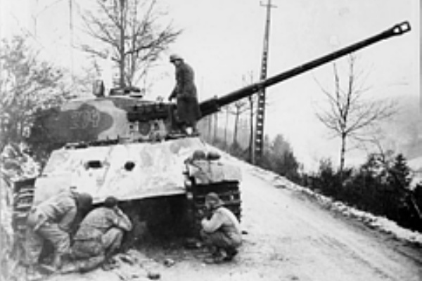 Blitzkrieg 神風少将のblog アルデンヌ攻勢写真展