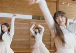 【画像】6期MVに1人だけすげえカワイイ子が映っていたよな？