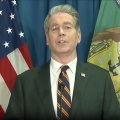 衝撃の速報：スコット・ベセント財務長官、180億ドル規模のミネソタ州福祉資金洗浄スキャンダルでIRSによる大規模な銀行監査を命令｜動画