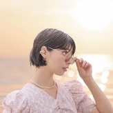 ファッション感覚で楽しめる "音アクセ"。Victorのイヤーカフ型ワイヤレスイヤホン「nearphones」シリーズに夏の新色が登場！