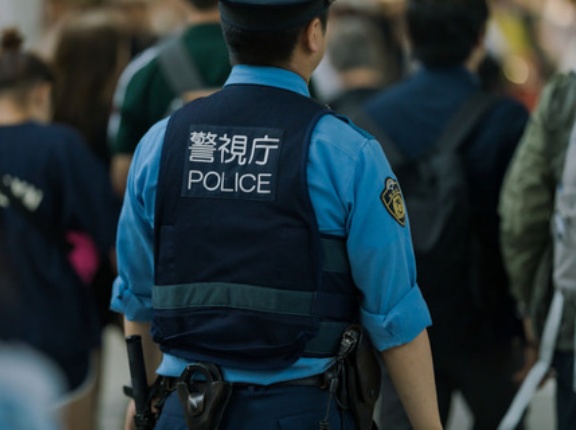 【画像】ヤバイ、逮捕状がきた・・→