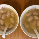 花蓮グルメ「扁食企業社」シンプルなワンタンスープが美味＆見た目以上の満足感あり