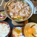 【岩手県盛岡市】呑み食い処 新茶屋　肉鍋定食、ひっつみ定食