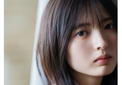 櫻坂4期生、色白の生足を披露....我慢できる男０人だろ・・・