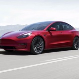 『【悲報】テスラ株さん、米国株市場で1人負けしてしまう』の画像