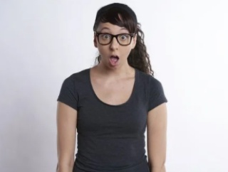 パート先で。私「57件作業できました」42歳同僚「1件できました」35歳リーダー「真面目に仕事しなさい！」女「年下のくせに偉そうにするな！」→結果…