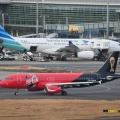 昨日の羽田、赤いA３２０