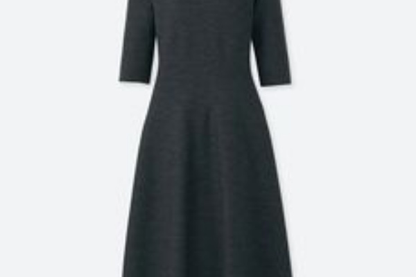 ユニクロの3dメリノフレアワンピースを着て一日過ごした感想 手仕事が好きな事務員の日々のくらし