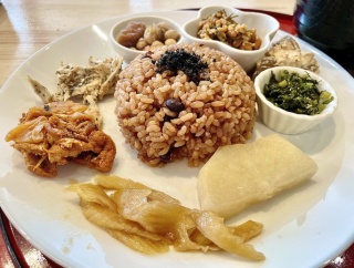 「ピースな時間」の『ピース発酵ご飯』（大和市鶴間）【やまとぴグルメ】