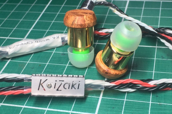 Kaiser Sound ブログ - Metal & Wood Earphone