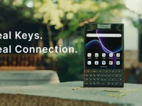 Unihertz、5G対応フルキーボード搭載スマホ「Titan 2」を一般販売開始!10月27日13時より予約受付して12月に出荷予定。価格は約5万8千円