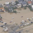 【エグすぎ】千葉豪雨で水没し放置された車両は約2700台…多すぎてレッカー車の手配できず職員が手で押して動かす
