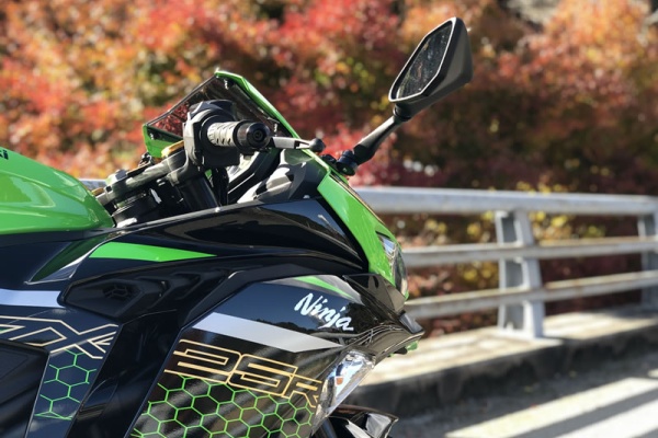木製バイク☆2台 ZX225USRLCK-6…2段ハイリフト｜レンタル｜商品情報｜日立建機日本