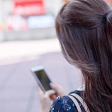 『【驚愕】スマホカーストで乞食呼ばわり！iPhone、サムスン、LG、中華、どれを持つかで金持ちかどうかが分かる時代に。』の画像