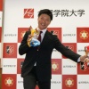 日ハムがドラフト6位の長谷川威展に指名あいさつ　熊崎スカウト「宮西のポジション目指して」
