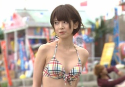 【奈々未の日】橋本奈々未の”お胸＆ワキ”が気になっちゃう画像。。。