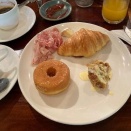 ㉘５月３日リージェンシークラブで朝食3⃣ドーナツやクロワッサンも美味しい