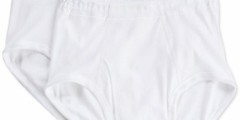 舅が未だに夫に下着を買って送ってくる。何度断ったことか…