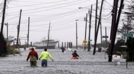 【米国】巨大ハリケーン「サンディ」、少なくとも１７人死亡　停電被害も広がる