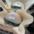 外国人「日本でマスクメロンが2個3万円で売られてたんだけど…」