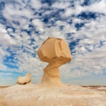 【画像】風がつくった、奇岩の並ぶエジプト白砂漠【風景】