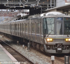 223系2000代網干車、V27編成について