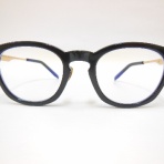 サングラスとメガネのプロショップ