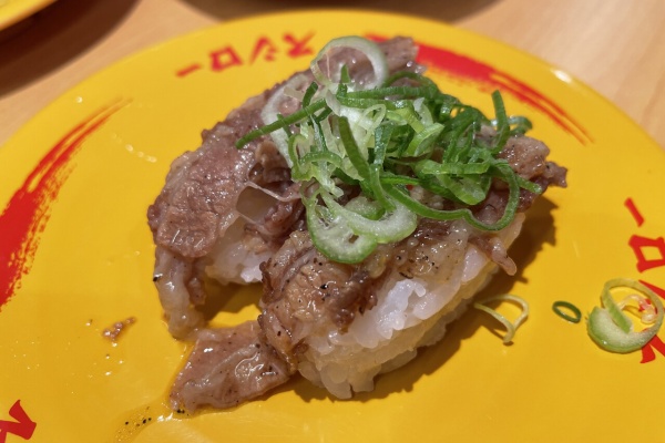 奨学金で飯を喰らうマン 寿司