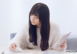 【乃木坂46】 齋藤飛鳥ちゃん、ちょっと見える萌え袖がぐうかわｗｗｗｗｗ