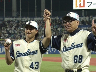 ヤクルトスワローズ 14勝5敗 ← 強すぎやろ