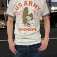 トイズマッコイPEANUTS TEE SNOOPY "U S ARMY" ピーナッツコラボ・プリントTシャツ