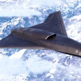 米、高度な無人ステルス戦闘機ベクティス、初公開