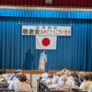 ステージで歌う